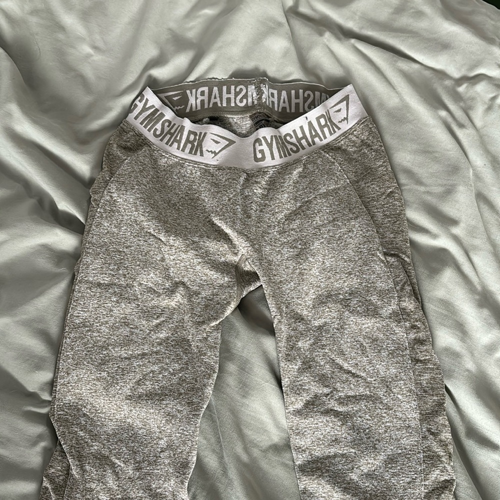 COPY - Gymshark dry fit leggings